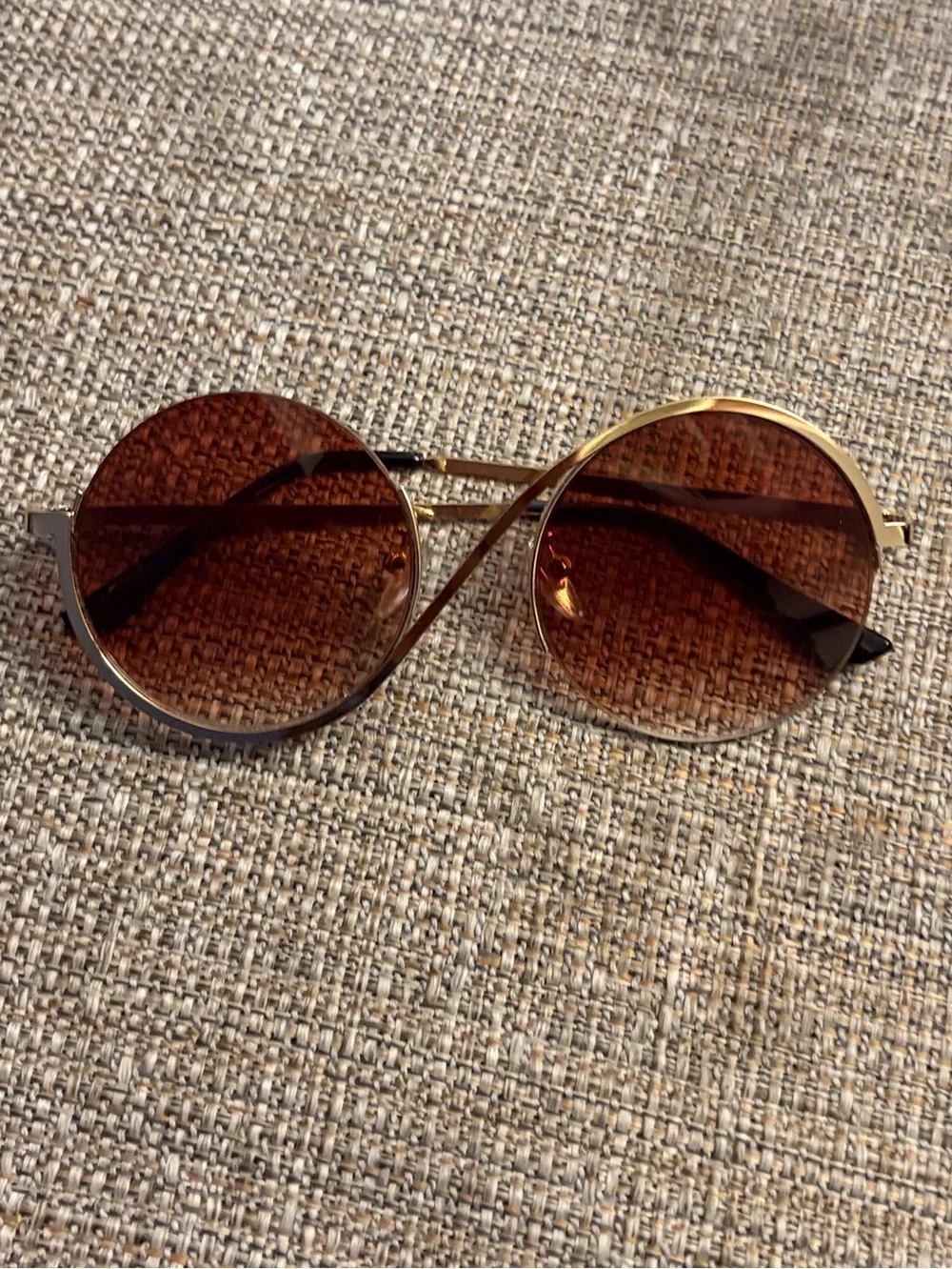 Womens sunglasses O/S